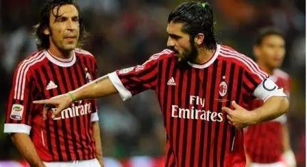 基恩谈梅努：有时候教练就是不信任你，你得用表现证明他错了（基恩谈梅努：当教练不信任你时，唯有用表现让他改观）