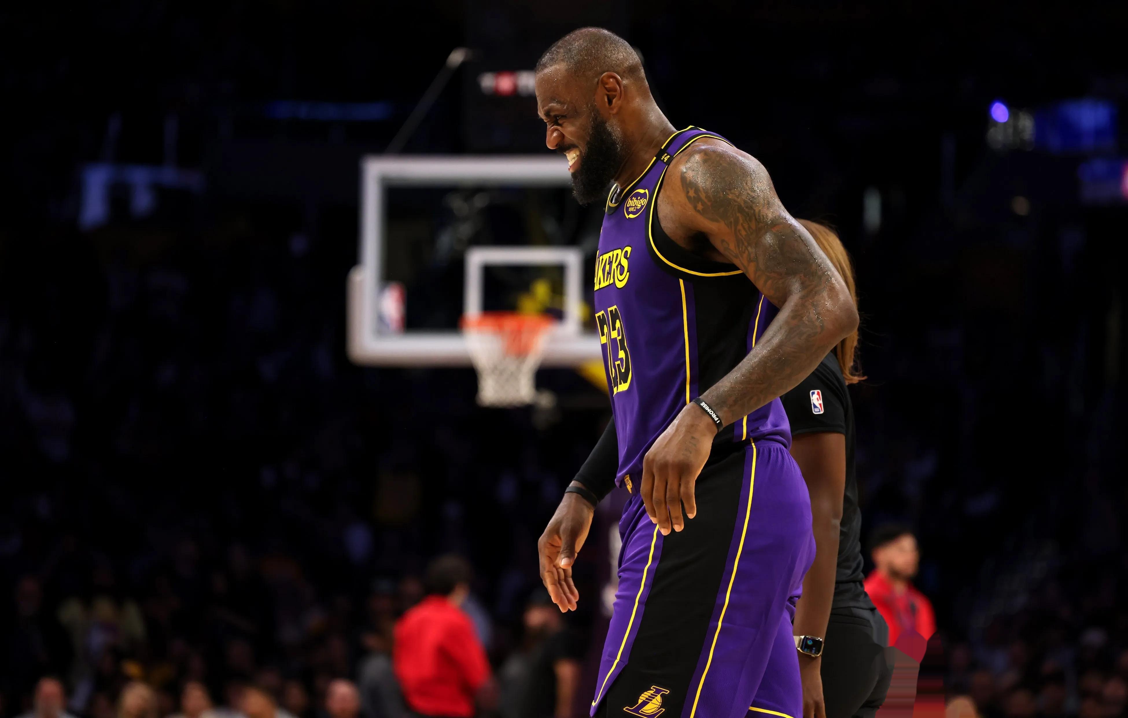 半场战报：萨索洛1-1比萨，马蒂奇建功，恩佐拉点射（半场快讯：萨索洛1-1比萨，马蒂奇进球，恩佐拉点射命中）