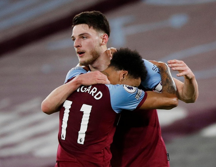 拉波尔塔谈奥尔莫：他差不多抬脚就有，希望他带巴萨登顶欧冠（拉波尔塔盛赞奥尔莫：几乎抬脚就能进，盼其率巴萨问鼎欧冠）