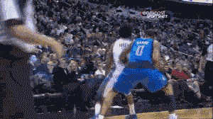 单场得分接近里程碑！乔治20中11得到37分5篮板6助攻（乔治20投11中高效砍下37分5篮板6助攻，单场得分逼近里程碑）