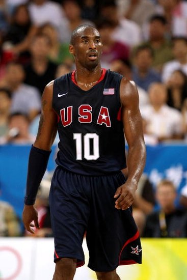 世俱杯金靴赔率：迪马利亚淘汰仍第1 凯恩紧咬（世俱杯金靴赔率更新：迪马利亚出局仍领跑，凯恩紧追不舍）