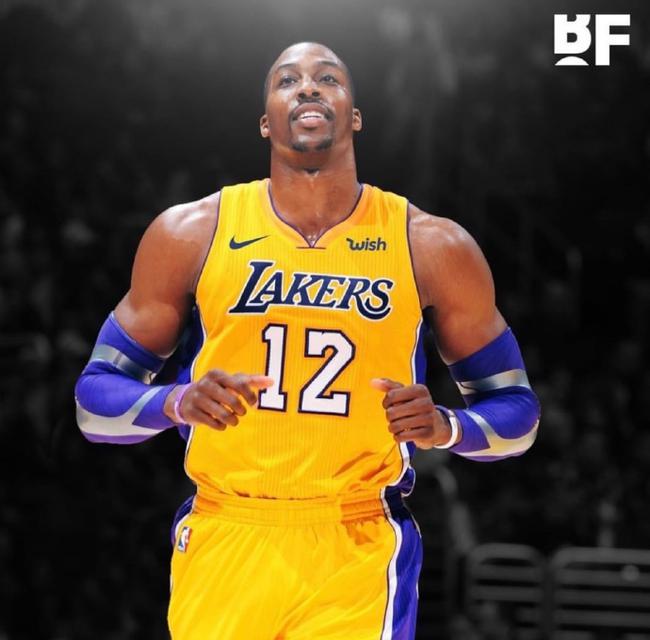 这个点球不吹，合理吗？（这次点球未判，是否合理？）