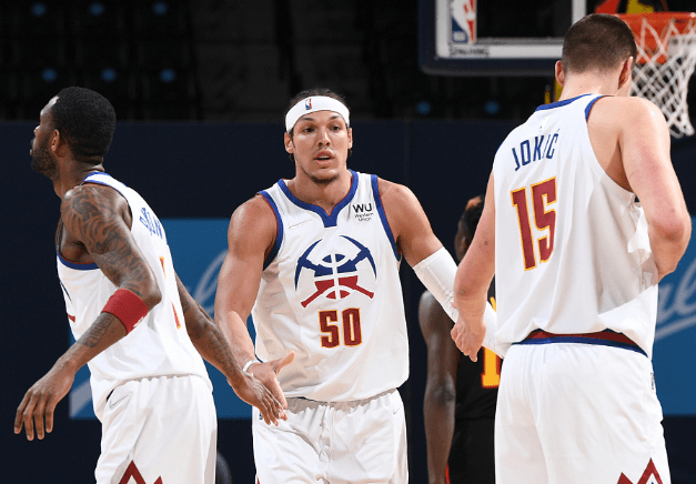 西媒：皇马在伯纳乌举行圣诞活动，9天净收入600万至1000万欧元（西媒：伯纳乌圣诞活动助皇马9天净入600万至1000万欧元）