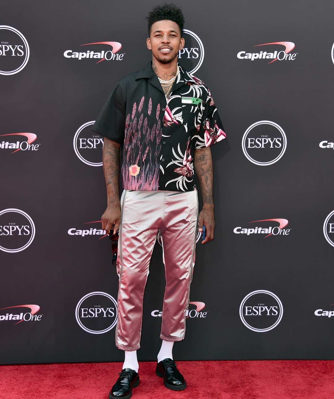 得分上双！亚历山大首节10中5拿到10分2板1助（亚历山大首节状态佳：10投5中斩获10分2篮板1助攻）